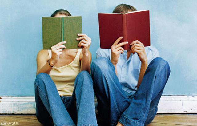 4 ways to make bookish friends in real life
