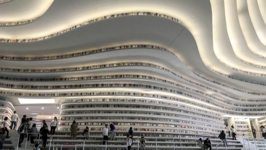 Η πιο όμορφη βιβλιοθήκη από τα πιο τρελά sci-fi όνειρά μας, άνοιξε πρόσφατα στην Κίνα