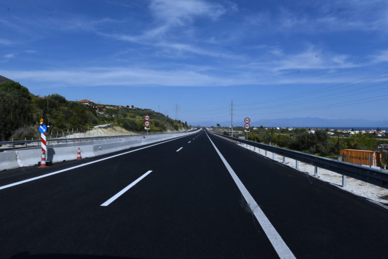 Ενημέρωση για την οδική σύνδεση της Λευκάδας με την Δυτική Ελλάδα από το Δήμο Λευκάδας