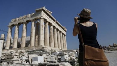 Daily Telegraph: Ελλάδα και Κύπρος κορυφαίοι τουριστικοί προορισμοί