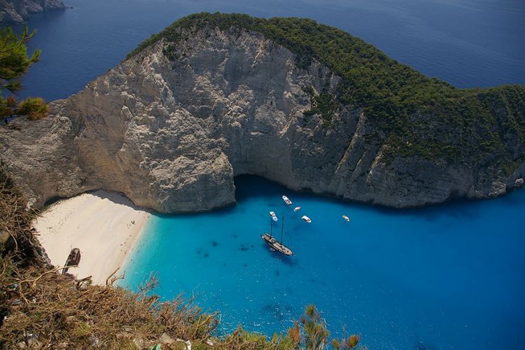 Το Insider απογειώνει τον τουρισμό στην Ελλάδα σε 8 λεπτά
