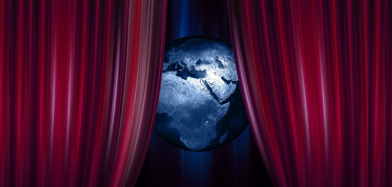Harvard, LMU και Εθνικό Θέατρο του Λονδίνου προσφέρουν τρεις μοναδικές δωρεάν online δυνατότητες θεατρικής εκπαίδευσης