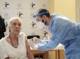 Εμβολιασμοί: Ανοίγει η πλατφόρμα για τους άνω των 85 ετών -Οι τρόποι για να κλείσουμε ραντεβού