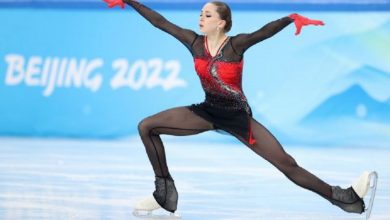 Η 15χρονη Καμίλα Βαλίεβα έγραψε ιστορία στους Χειμερινούς Ολυμπιακούς με τετραπλή περιστροφή