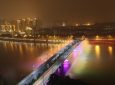 Συντριβάνι με εντυπωσιακούς φωτισμούς για το φεστιβάλ φθινοπώρου στην Κίνα