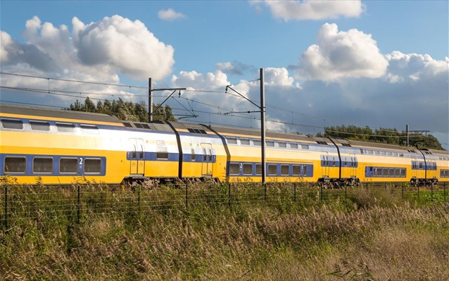 Τα ολλανδικά τρένα λειτουργούν πλέον αποκλειστικά με αιολική ενέργεια