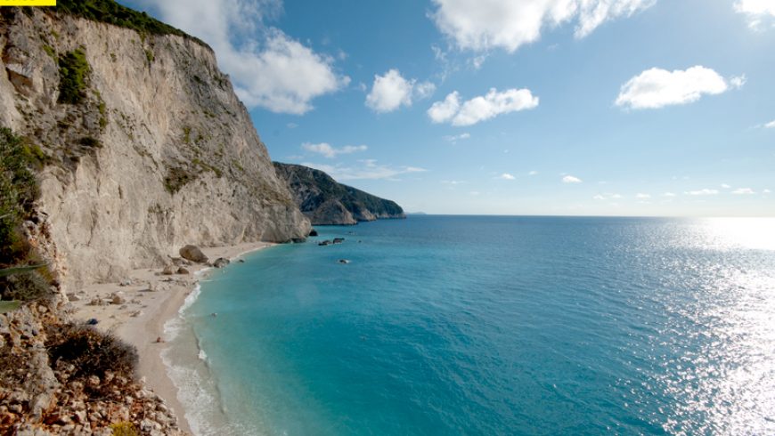 Το Paris Match προτρέπει τους Γάλλους: Πηγαίνετε σε αυτές τις 10 ελληνικές παραλίες