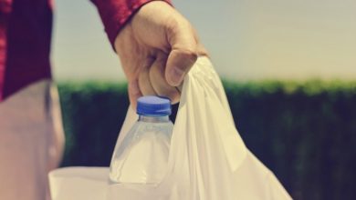 Δημοσιεύτηκε το ΦΕΚ για την πλαστική σακούλα – Πόσο θα κοστίζει από το 2018