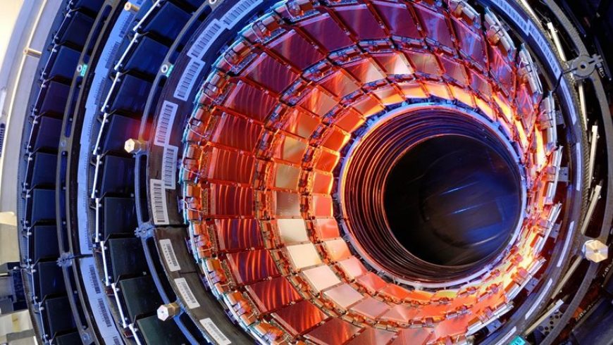 CERN: Νέος διαγωνισμός για μαθητές που θέλουν να κάνουν το δικό τους πείραμα