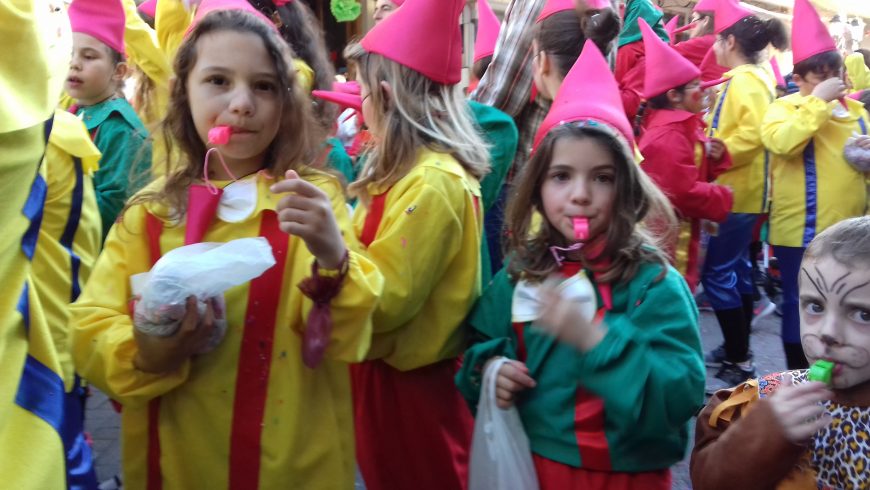 Νέα ημερομηνία της παρέλασης των μικρών καρναβαλιστών Λευκάδας