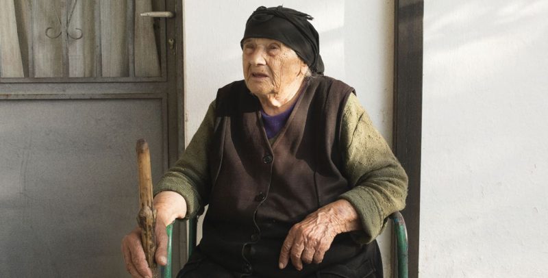 Η Ελίζα Σόρογκα φέρνει τις γιαγιάδες της Ηπείρου στο Φεστιβάλ Αθηνών