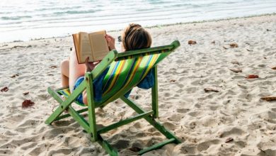 5 reasons why the beach is the best place to read