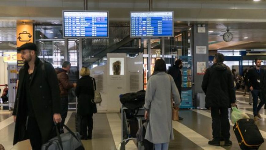 Ιστορικό ρεκόρ: Ξεπέρασαν τα 58,6 εκατ. οι επιβάτες στα ελληνικά αεροδρόμια στο 10μηνο