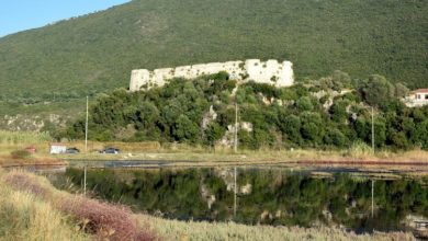 Βόνιτσα: Το κάστρο του Γρίβα λίγο πριν τη Λευκάδα