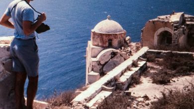 Ρόμπερτ Μακέιμπ: Η φιλοξενία και οι θάλασσες της Ελλάδας παραμένουν ίδιες στον χρόνο