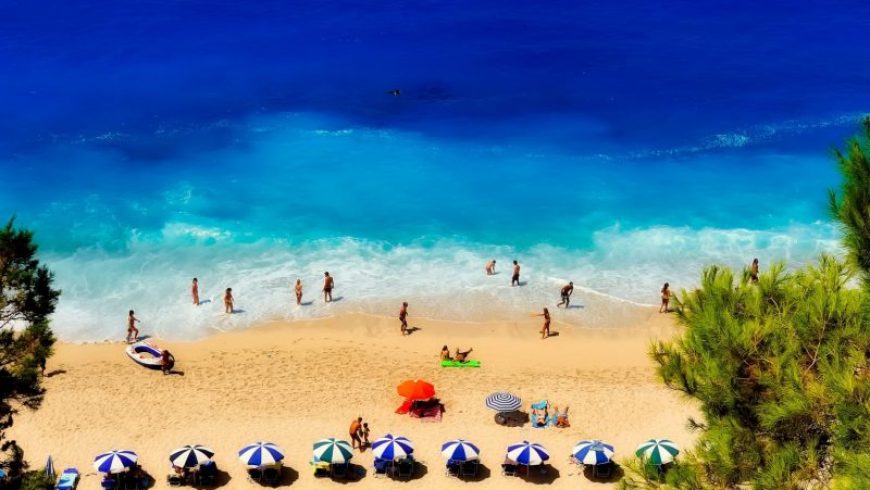 Έρευνα | Η Ελλάδα στο top 3 των προορισμών της Μεσογείου που θέλουν για διακοπές οι τουρίστες φέτος