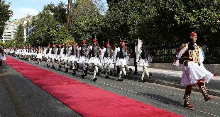 Έρχεται ένα ξεχωριστό διήμερο – Τι περιμένει η Ελλάδα από τους εορτασμούς για τα 200 χρόνια