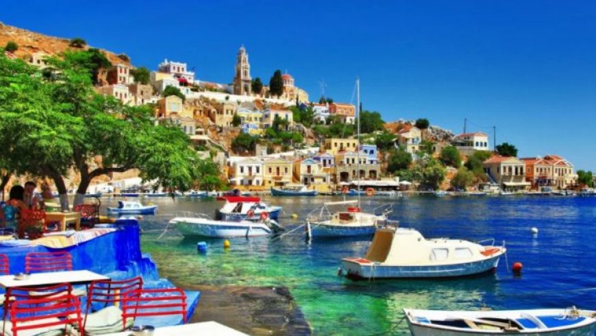 «New York Times»: Το στοίχημα επανεκκίνησης του τουρισμού στην Ελλάδα