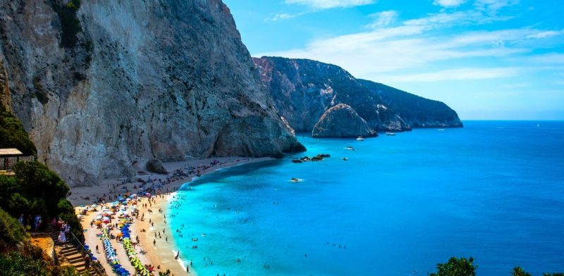 Εγκρεμνοί: Η ωραιότερη παραλία της Ελλάδας ξανά προσβάσιμη μετά από 6 χρόνια