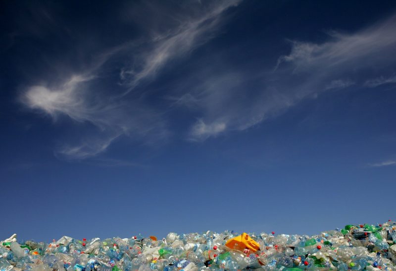 Πλαστικά: Η παγκόσμια παραγωγή μειώθηκε για πρώτη φορά μετά το 2008 – Λόγω πανδημίας