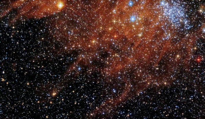 Χριστουγεννιάτικη καρτ ποστάλ από το Hubble με εκπληκτικό αστρικό σμήνος