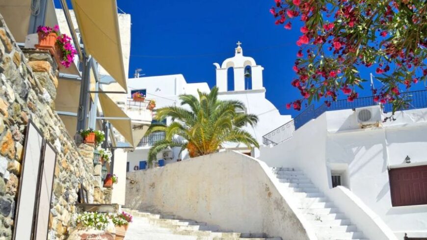 «Τα καλύτερα στοιχεία από όλα, σε ένα»: Η «Sun» ξεχώρισε το κορυφαίο ελληνικό νησί