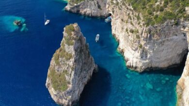 4 μαγευτικές θαλάσσιες σπηλιές στα νησιά του Ιονίου