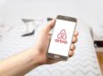 Airbnb: Η εταιρεία απαγορεύει τις κάμερες ασφαλείας στο εσωτερικό των καταλυμάτων